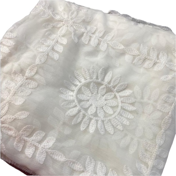 Embroidery Chiffon Duppatta - Picture 2 of 3